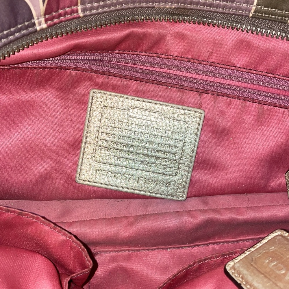 Coach - Picture 2 of 2